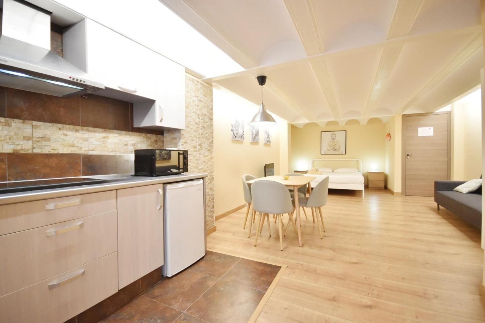 Centrico Apartamento Al Lado De Torres De Quart Valencia Luaran gambar